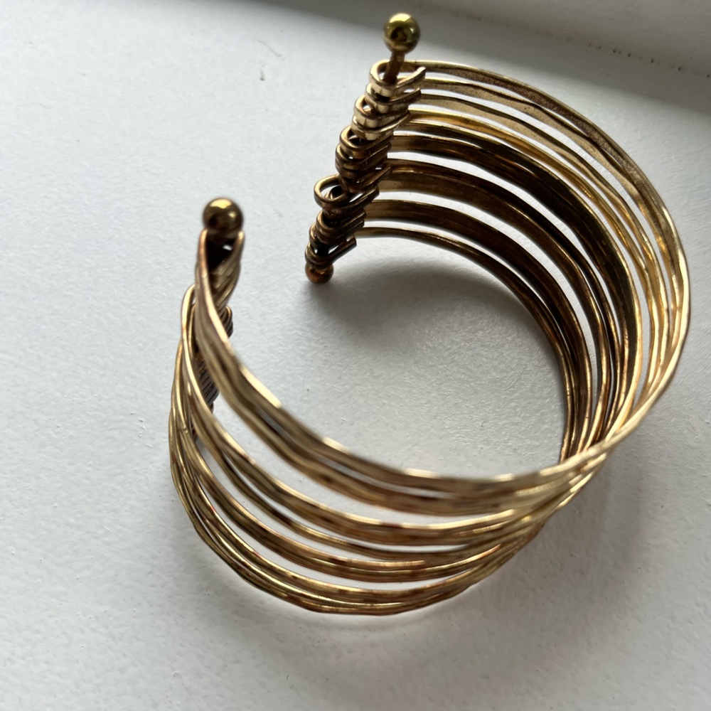 Gold bangle stack - Picture 2 of 2
